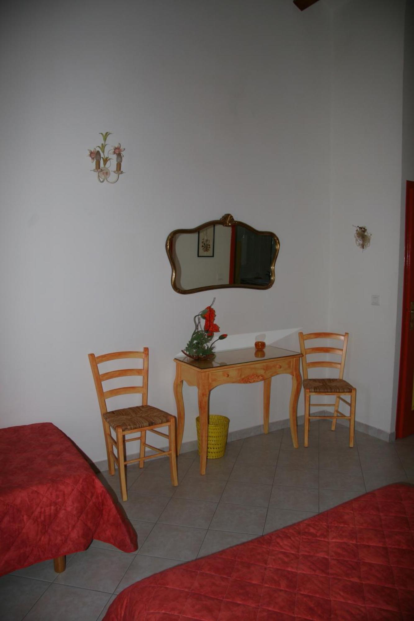 Chambres D'Hotes Lou Jassou Lapanouse-de-Cernon Buitenkant foto