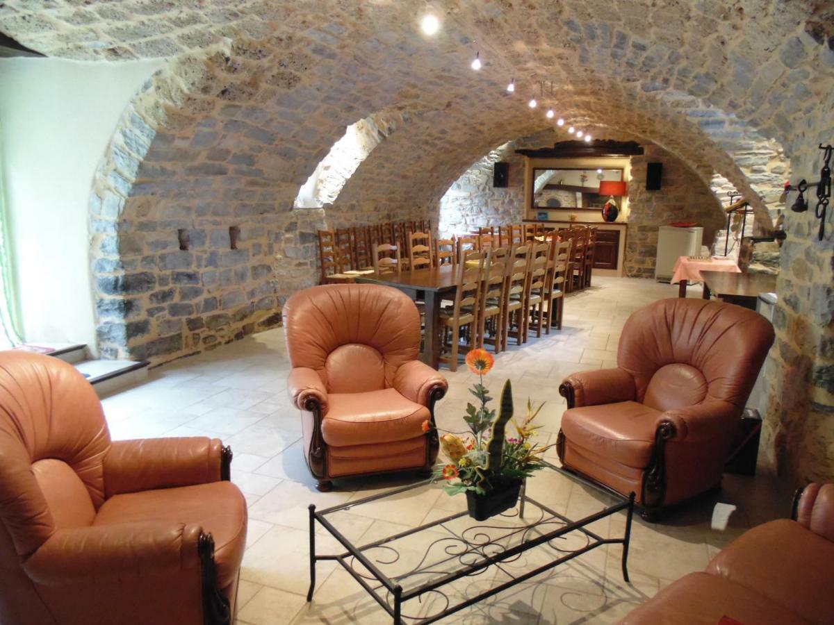 Chambres D'Hotes Lou Jassou Lapanouse-de-Cernon Buitenkant foto
