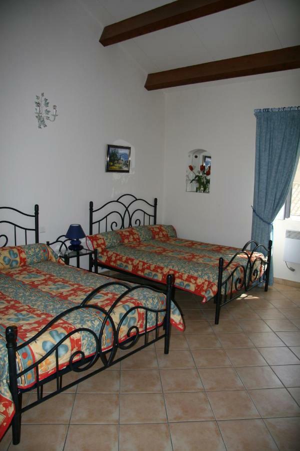 Chambres D'Hotes Lou Jassou Lapanouse-de-Cernon Buitenkant foto